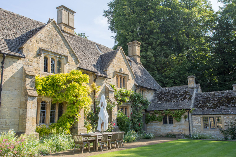 COTSWOLD MANOR